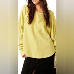 NWOT Free People Microphone Drop Thermal